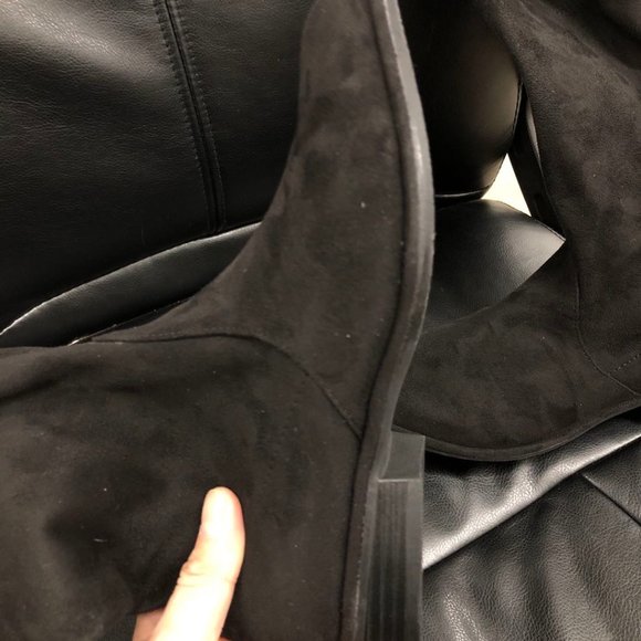 Stuart Weitzman boots - Picture 8 of 11